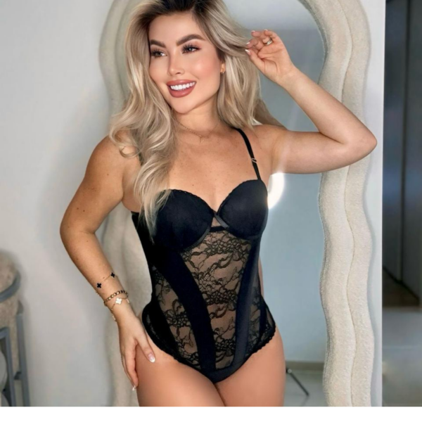 Body Leonela